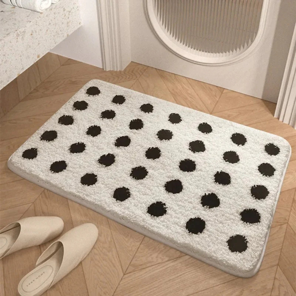 Chic Polka Dot Bath Mat