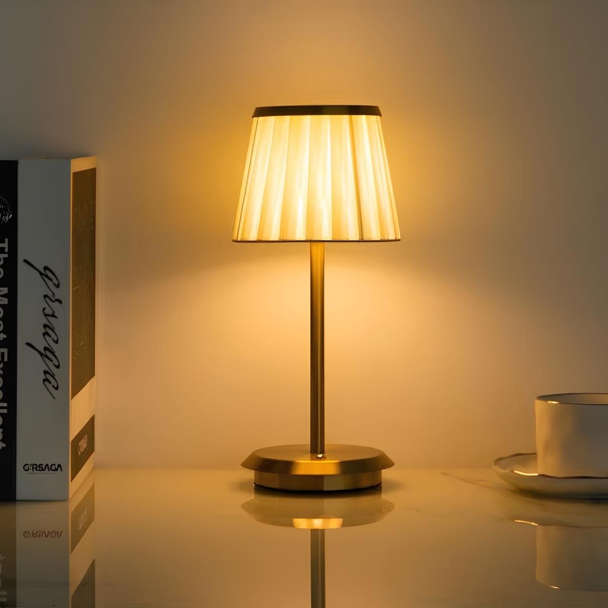 Cordless Dimmable Table Lamp