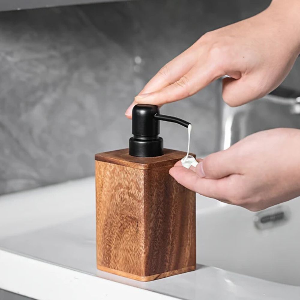 Elegant Countertop Soap Dispenser With Pump
