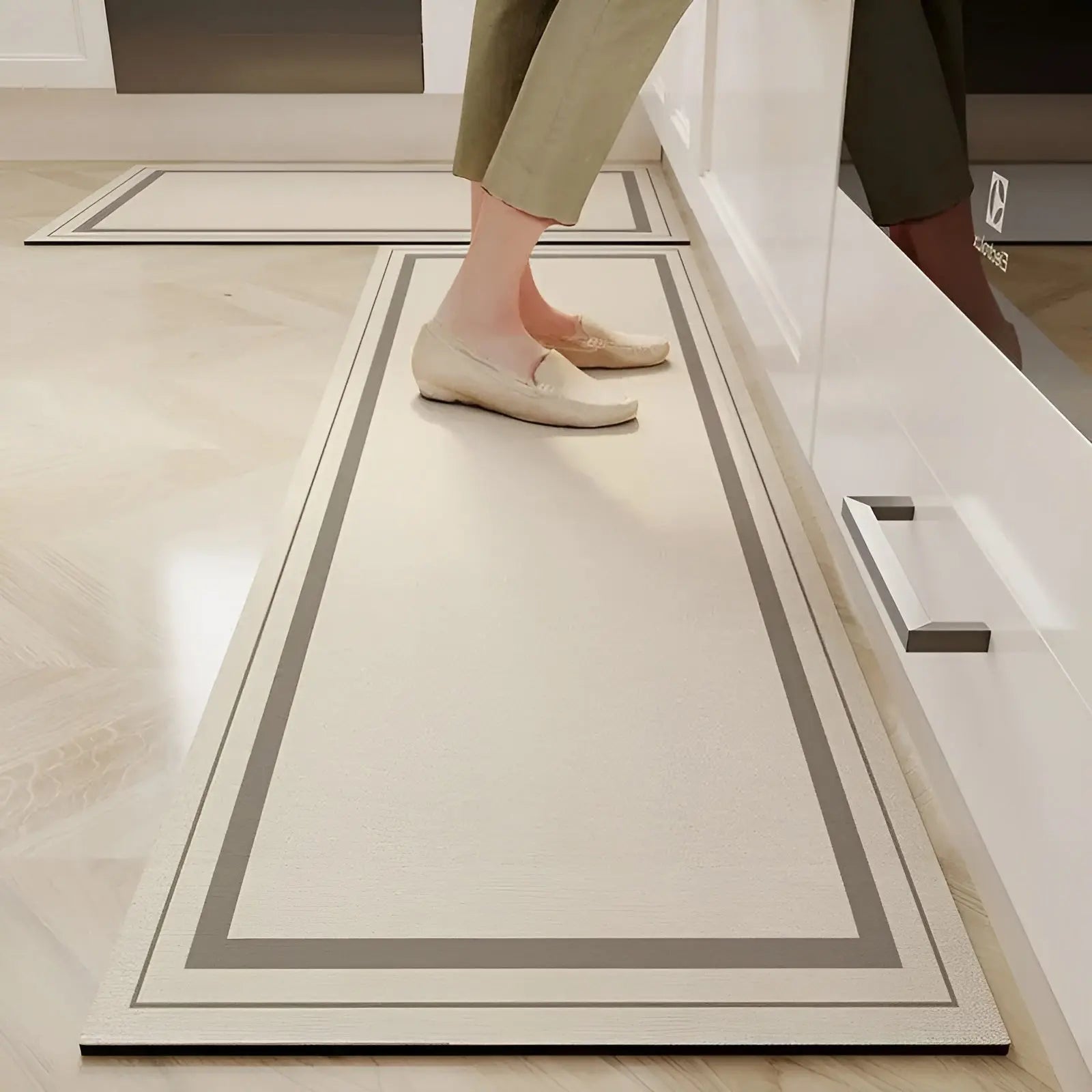 Elegant Cushioned Floor Mat With Non-Slip Texture