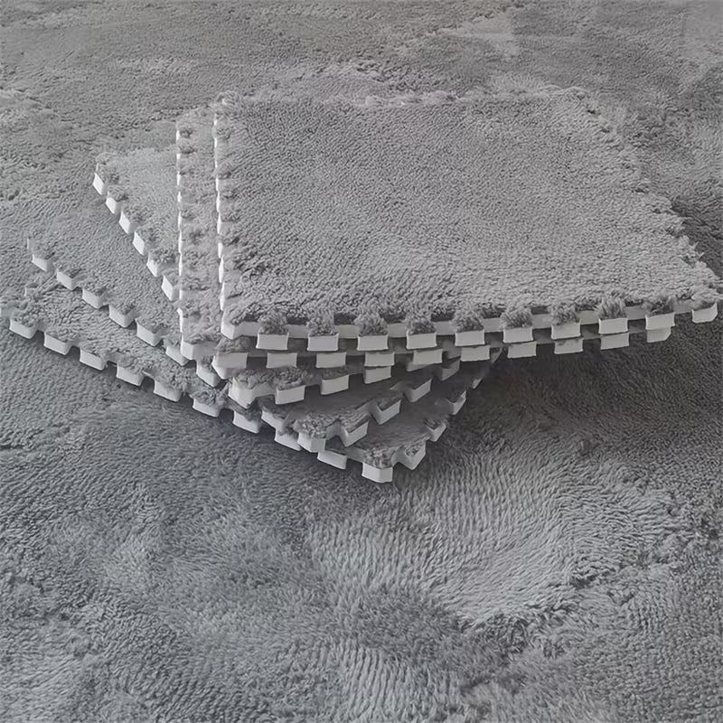 Interlocking Floor Mat With Plush Surface