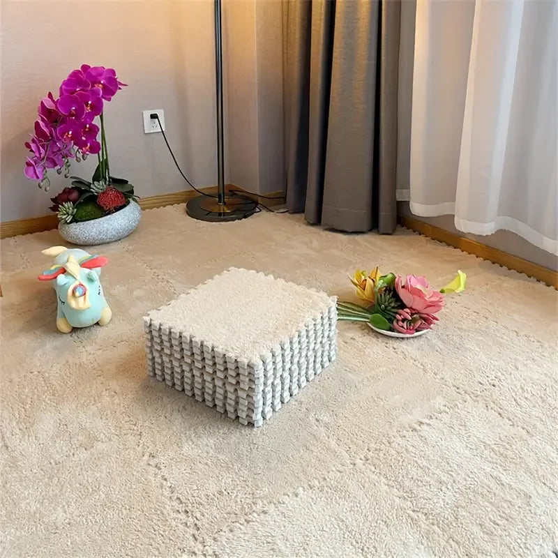 Interlocking Floor Mat With Plush Surface