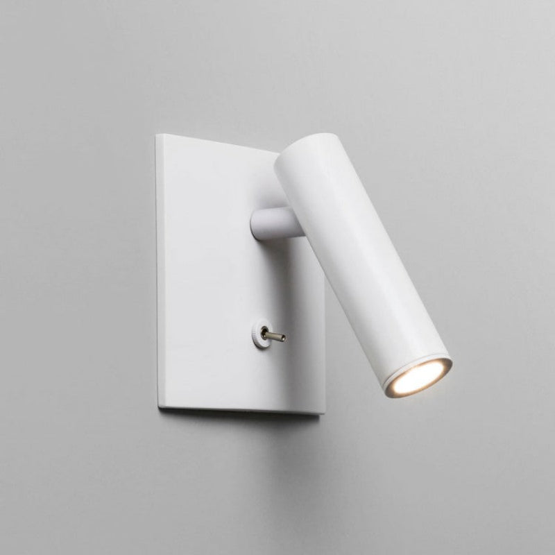 Minimalist Adjustable Wall Sconce With Knob Switch