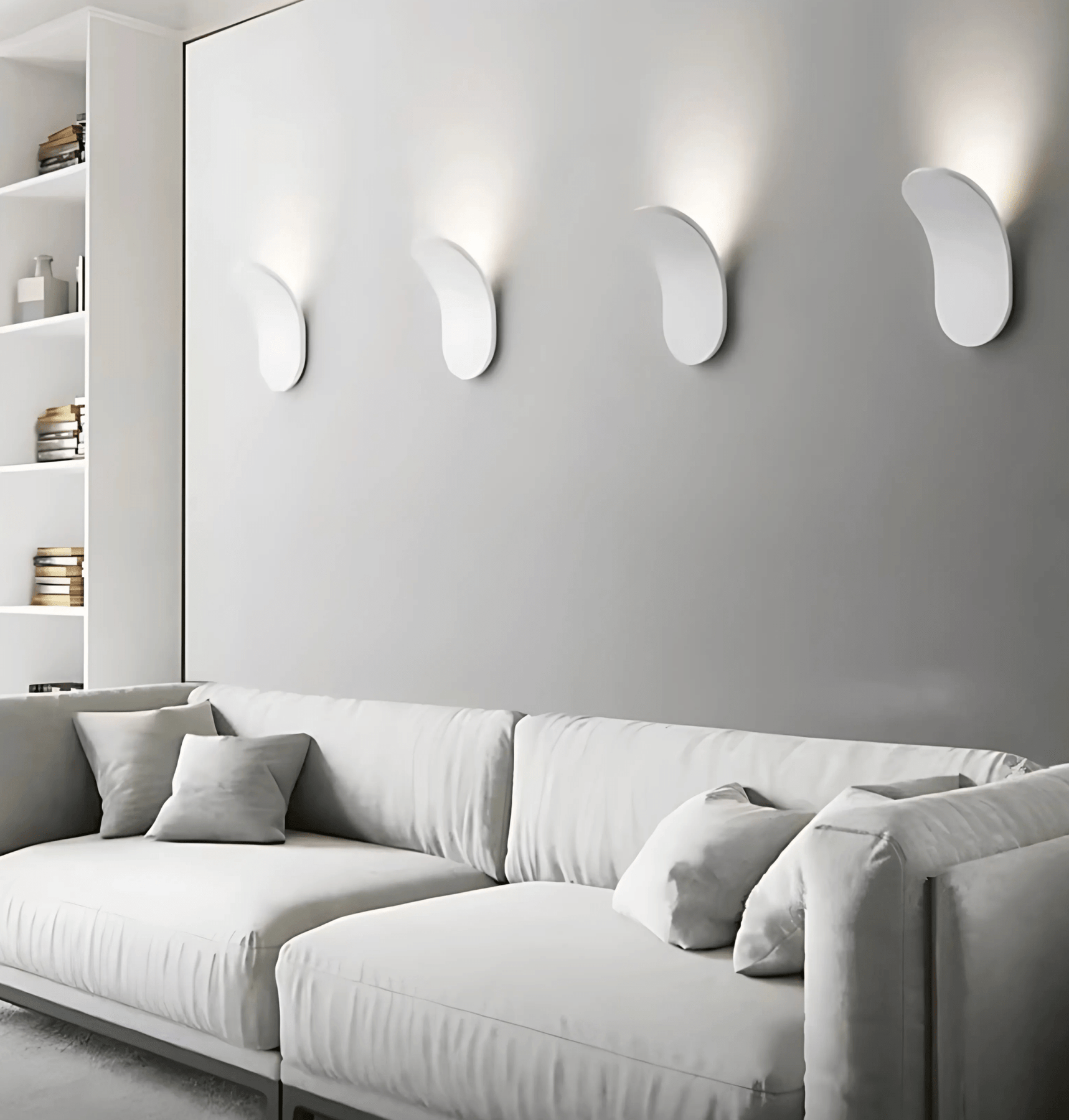 Minimalist Wall Lamp With Brushed Finish