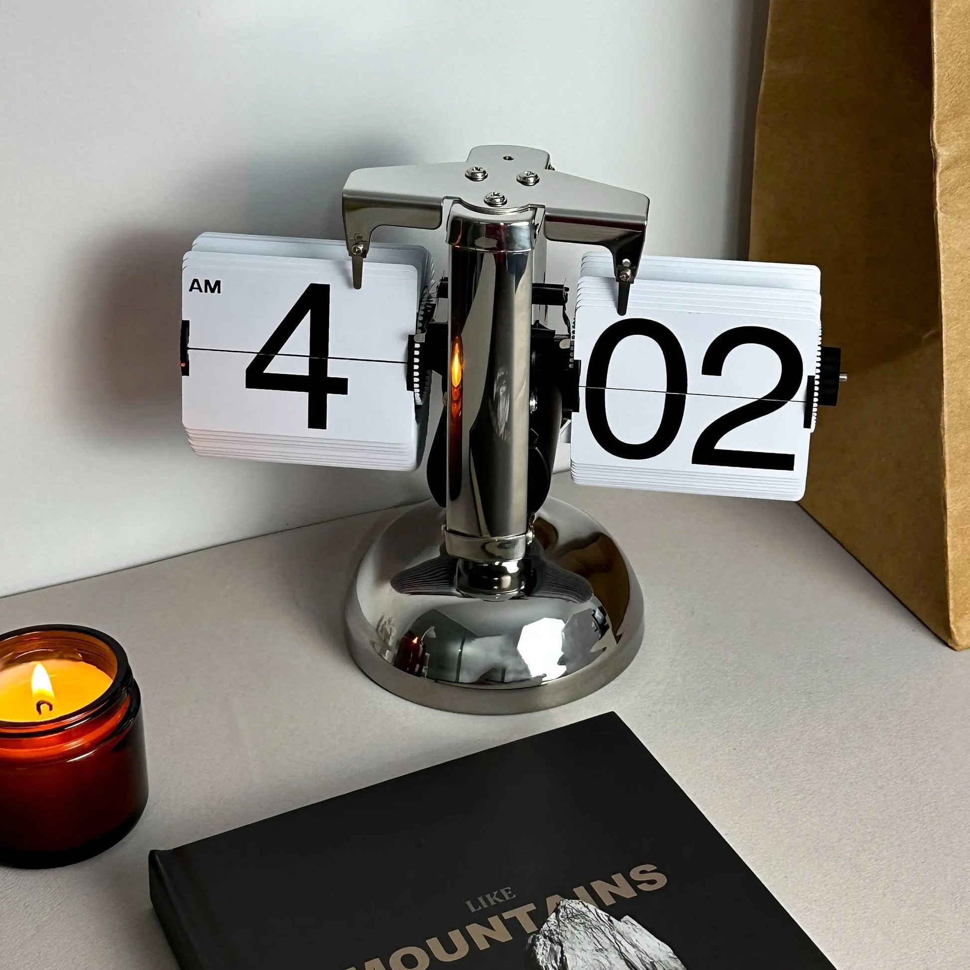 Modern Mechanical Flip Clock