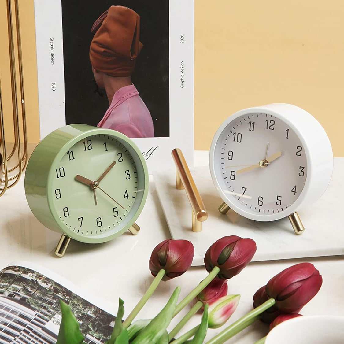 Silent Sweep Desk Clock