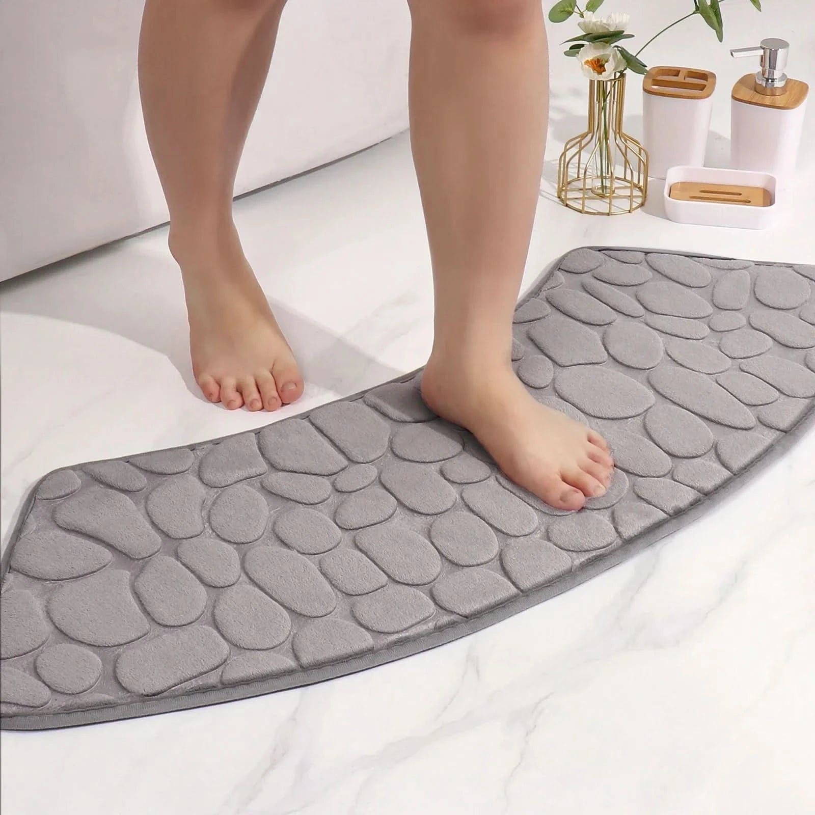 Sleek Curved Bath Mat With Non-Slip Backing