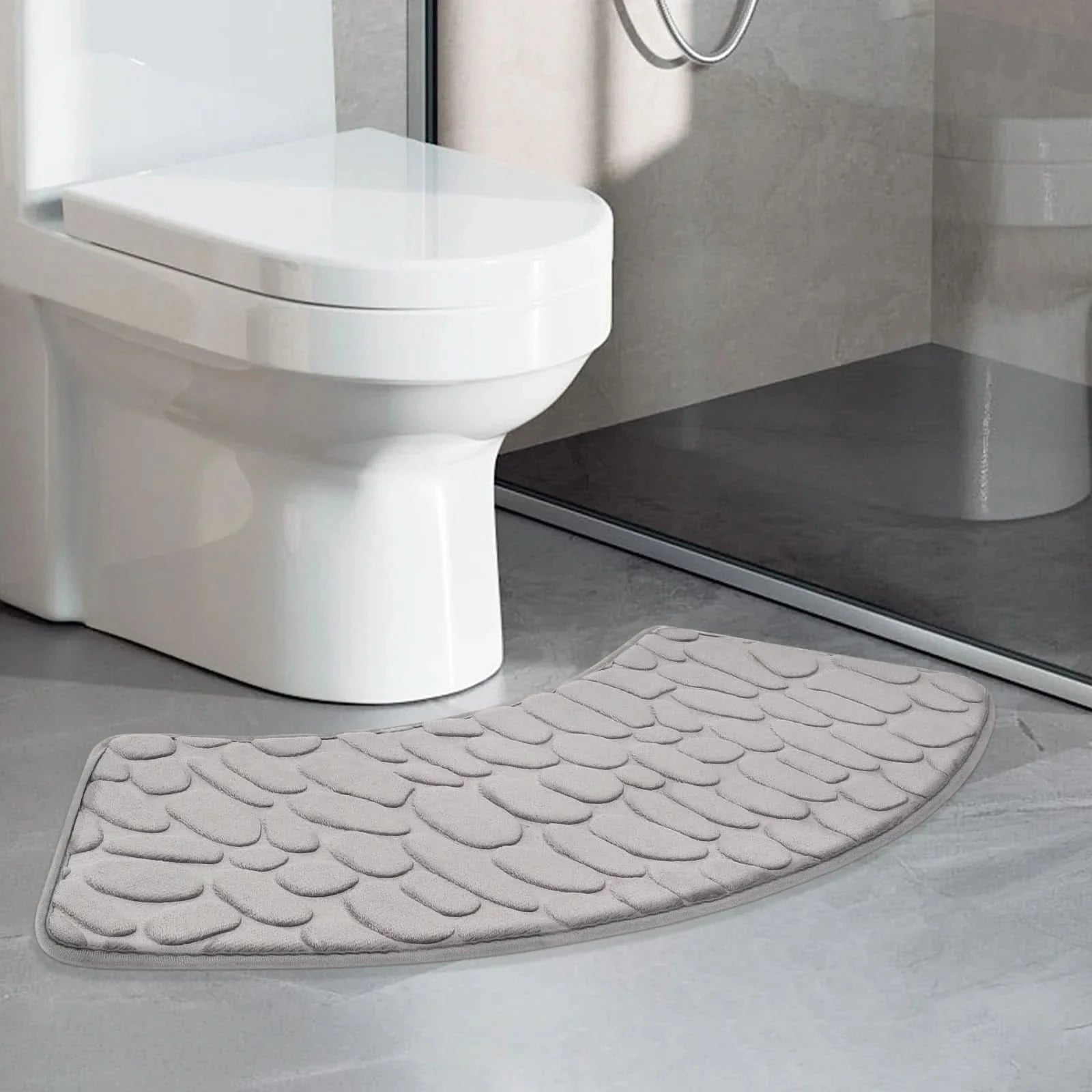 Sleek Curved Bath Mat With Non-Slip Backing
