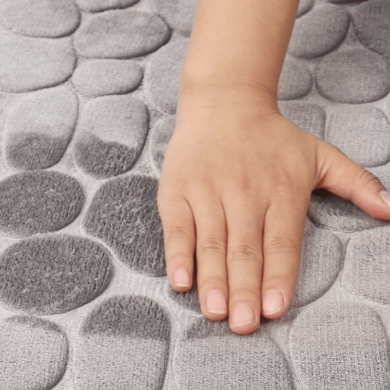 Sleek Curved Bath Mat With Non-Slip Backing