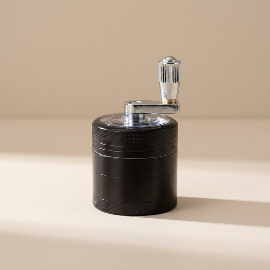 Spice Grinder With Ergonomic Design