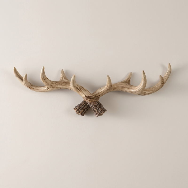 Wall Mounted Antler Design Coat Rack