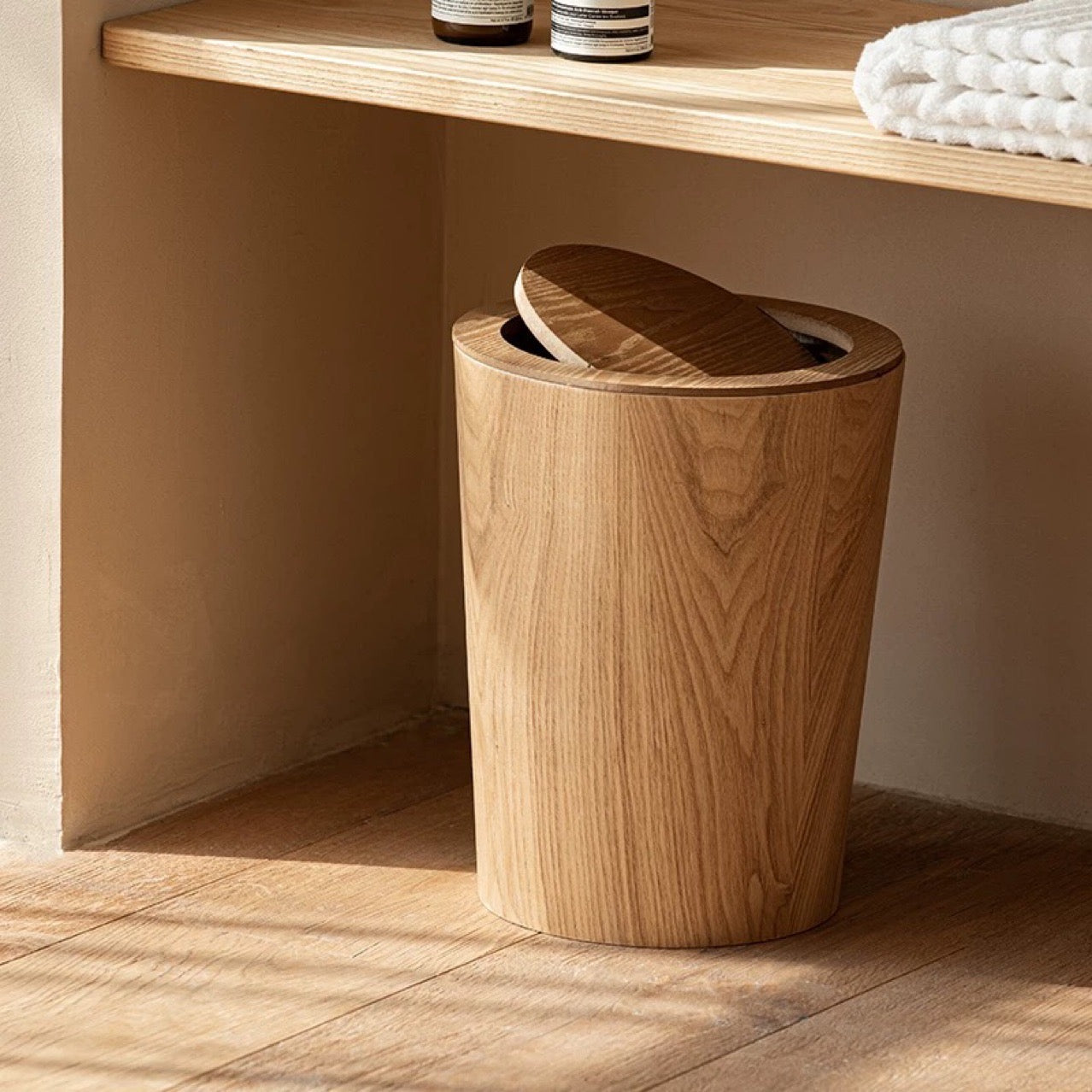 Wood Style Rotating Lid Trash Can
